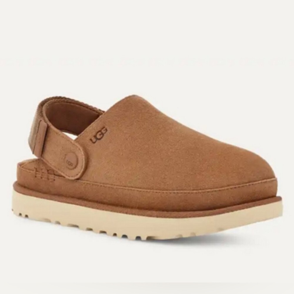 UGG goldenstar clog 
Color: chestnut